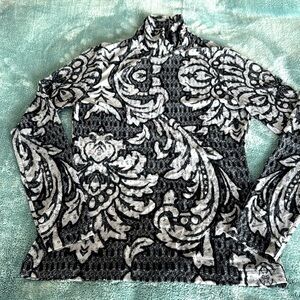 NWOT White House Black Market mesh turtle neck. M